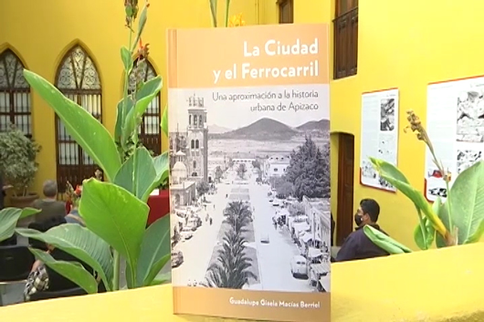 Presentan el  libro, “La Ciudad y el Ferrocarril”, de la escritora, Guadalupe Gisela Macías Berriel
