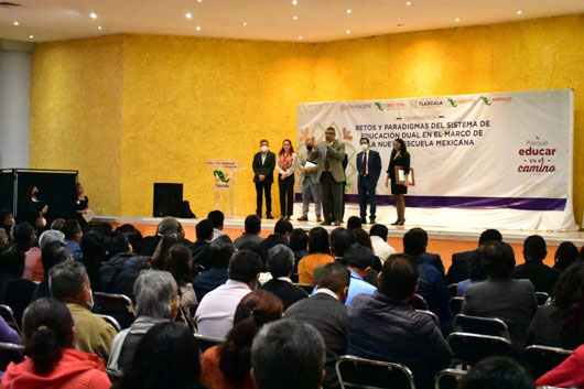 Imparte CECYTE conferencia magistral “Retos Y Paradigmas del Sistema de Educación Dual en el Marco de la Nueva Escuela Mexicana”