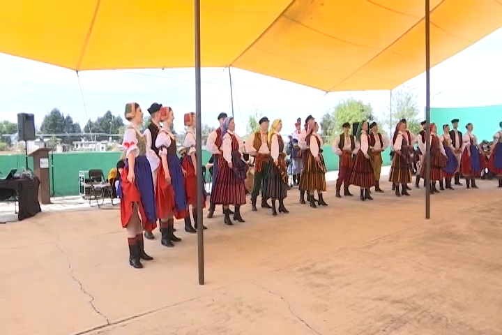 Cecyte 16 de Tlaltelulco recibe al Ensamble de Danza Folclórica Promni