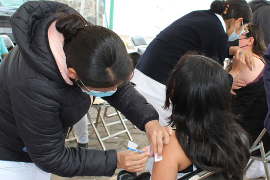 Inicia Tlaxcala vacunación de VPH para niñas, adolescentes y mujeres