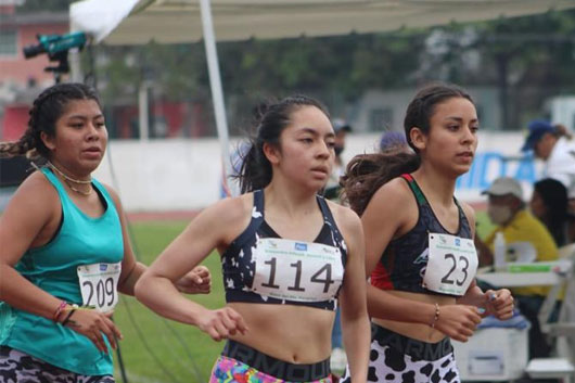 IDET apoyó a delegación tlaxcalteca de atletismo para competir en Veracruz rumbo a nacionales Conade 2022