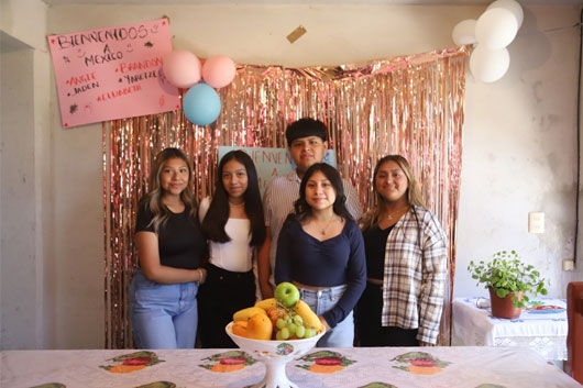 Gobierno Estatal une a jóvenes nacidos en Estados Unidos de América con sus familiares en Tlaxcala