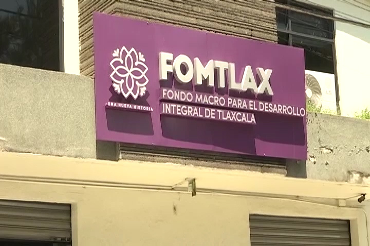 Entrega Fomtlax más de mil créditos a inicios de diciembre