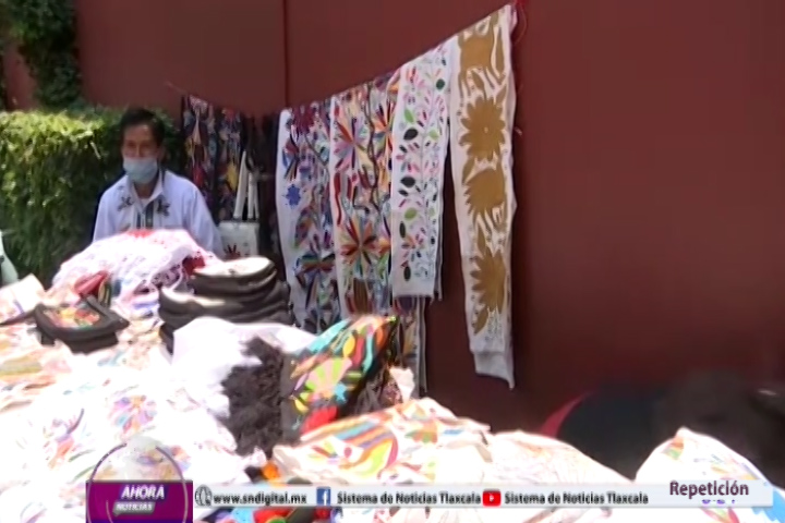 Artesanos locales y nacionales participaron en Expo Venta Textil