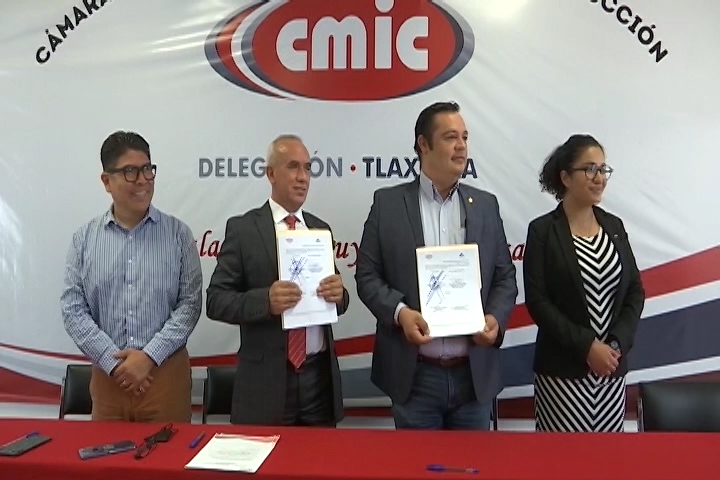 Firman convenio de colaboración la CMIC y Canaco 