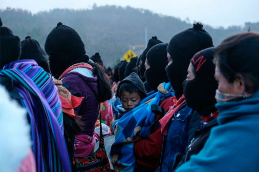 Atacan a comunidades zapatistas en Chiapas; familias se desplazan