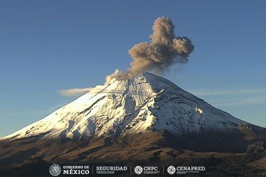 Volcán Popocatépetl emite 94 exhalaciones y tremor en las últimas 24 horas