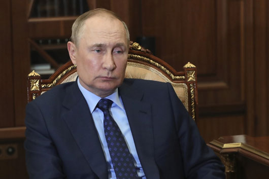 Putin firma un decreto para aumentar militares del ejército ruso
