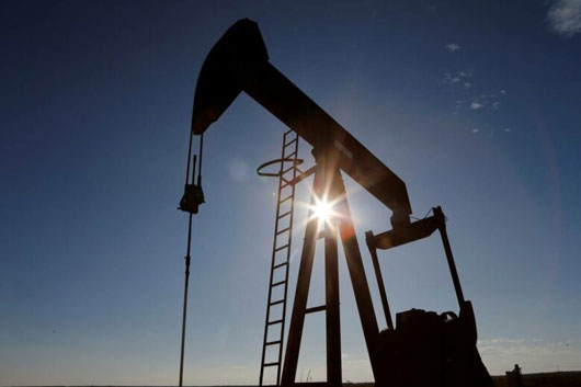 OPEP acuerda pequeño aumento en la producción de petróleo