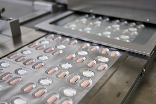 Píldora de Pfizer contra el Covid-19 confirma eficacia casi de 90%