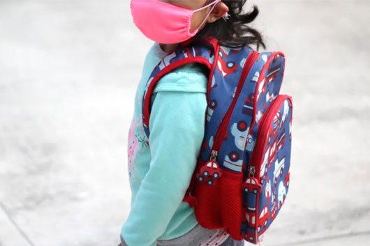 Recomienda IMSS Tlaxcala no exceder peso en mochilas que provocan daño en columna de niñas, niños y adolescentes