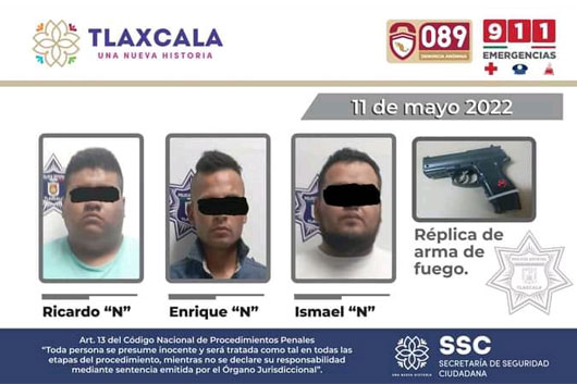 La SSC detiene en Apizaco a tres presuntos responsables de robo a tienda de conveniencia 
