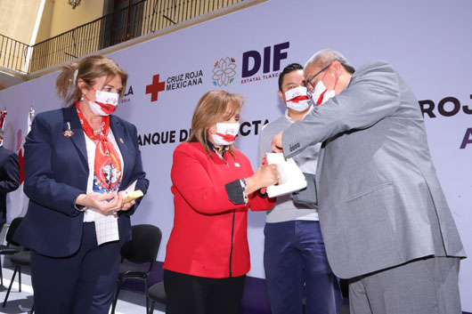 Encabeza gobernadora Lorena Cuéllar arranque de colecta de la Cruz Roja Mexicana en Tlaxcala