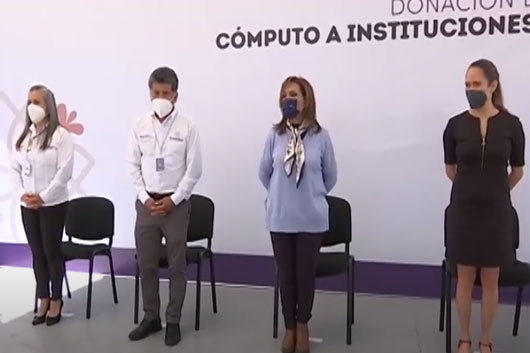 Atestiguó Lorena Cuéllar donación de computadoras de Coltlax a escuelas