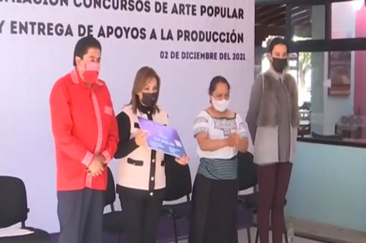 Entrega Gobernadora Lorena Cuéllar estímulos a artesanos del programa “Apoyos a la producción” 