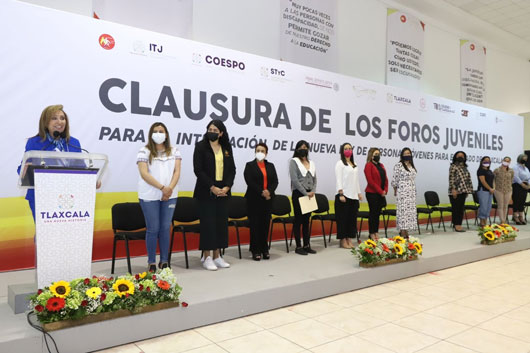Fundamental, la atención y apoyo a la juventud tlaxcalteca: Gobernadora