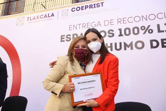 Entregó gobernadora Lorena Cuéllar reconocimientos a 11 espacios 100% libres de humo de tabaco