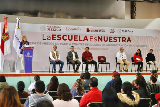 Encabezó gobernadora Lorena Cuéllar entrega de apoyos del PLEEN en Huamantla