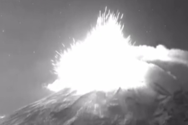 Emite CEPC recomendaciones ante actividad del volcán Popocatépetl