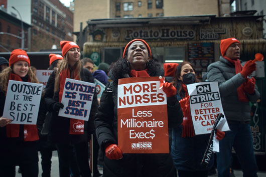 Miles de enfermeras en huelga logran acuerdo en Nueva York
