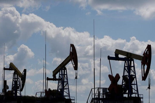 Caen 42% ingresos petroleros del Kremlin por las sanciones