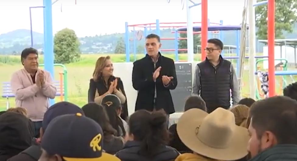 Entrega Gobernadora obras en los municipios de Tlaxco y Muñoz de Domingo Arenas