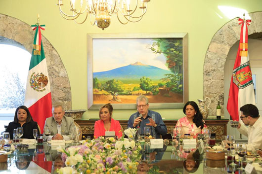 Sostiene gobernadora Lorena Cuéllar reunión con representantes de MCIG
