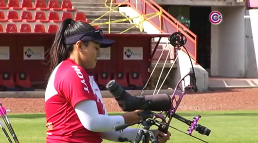 Inició la arquera, Maya Becerra Arizaga, entrenamientos en la entidad