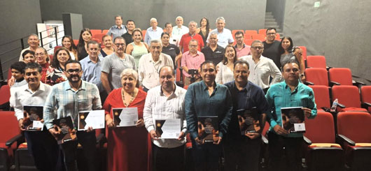 Presentan libro del TET en Colima