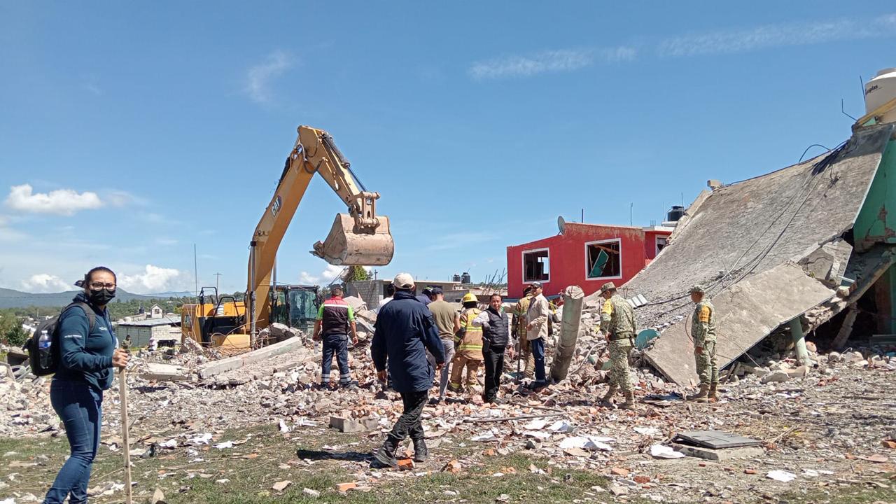 Continúan esfuerzos coordinados de instituciones en Xaloztoc para proteger a población afectada por explosión