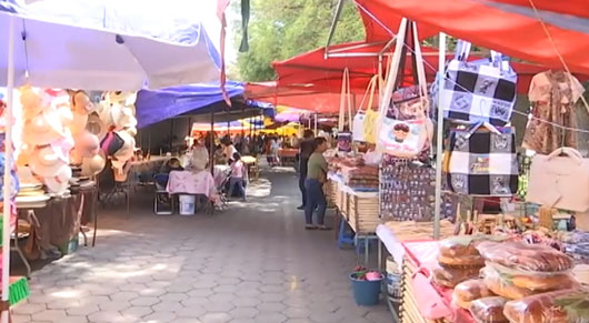 Comerciantes incrementan sus ventas por festividad de la Virgen de Ocotlán