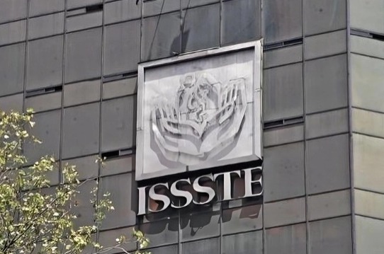 Este sexenio se nivelarán salarios de trabajadores del Issste: Sheinbaum