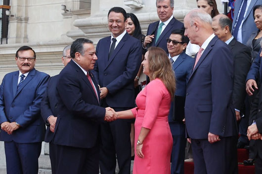 Rechaza Congreso de Perú dos peticiones para destituir a Boluarte