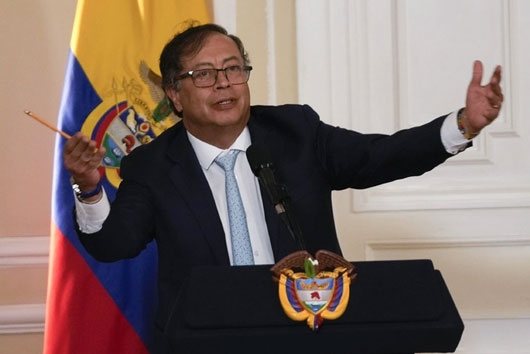 Petro critica inhabilitación de Machado para buscar presidencia de Venezuela