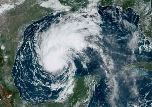 ‘Beryl' amenaza con convertirse en huracán; se acerca a Texas