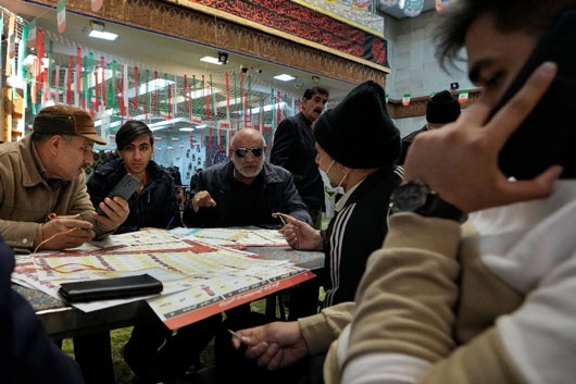 Realizan conteo inicial de elecciones parlamentarias en Irán