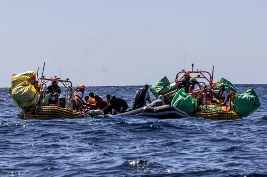 Mueren 60 migrantes al cruzar el Mediterráneo desde Libia
