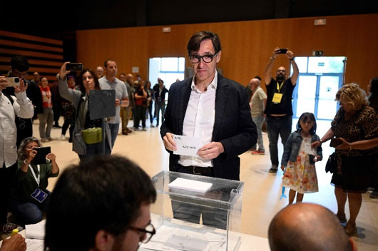 Triunfa Salvador Illa con 95% de votos en elecciones de Cataluña