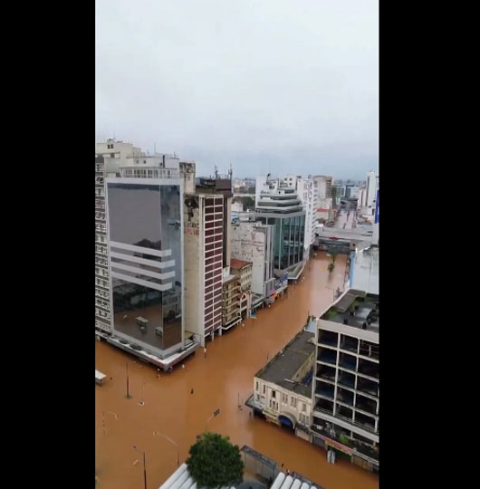 Mueren 5 personas tras fuertes lluvias en Brasil