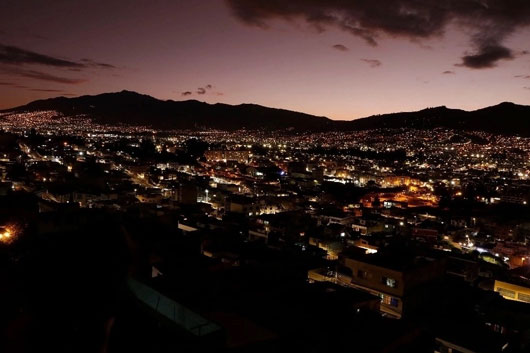 Aplicarán en Ecuador cortes de energía de hasta 10 horas