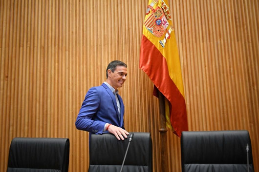 Presenta gobierno de Pedro Sánchez plan para regular medios de comunicación