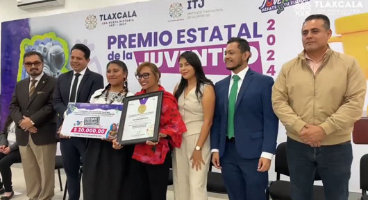 Galardonó gobernadora Lorena Cuéllar a jóvenes tlaxcaltecas destacados 