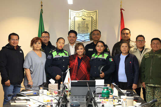 Reconoció gobernadora Lorena Cuéllar a policías de Chiautempan