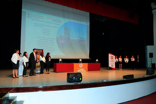 Estudiantes de la UATx presentaron proyectos vinculados a la resolución de problemáticas sociales
