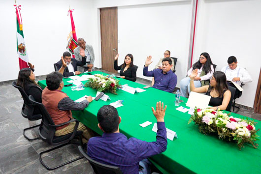 Aprueba Comisión desincorporación y donación de predios para proyecto nacional de vivienda