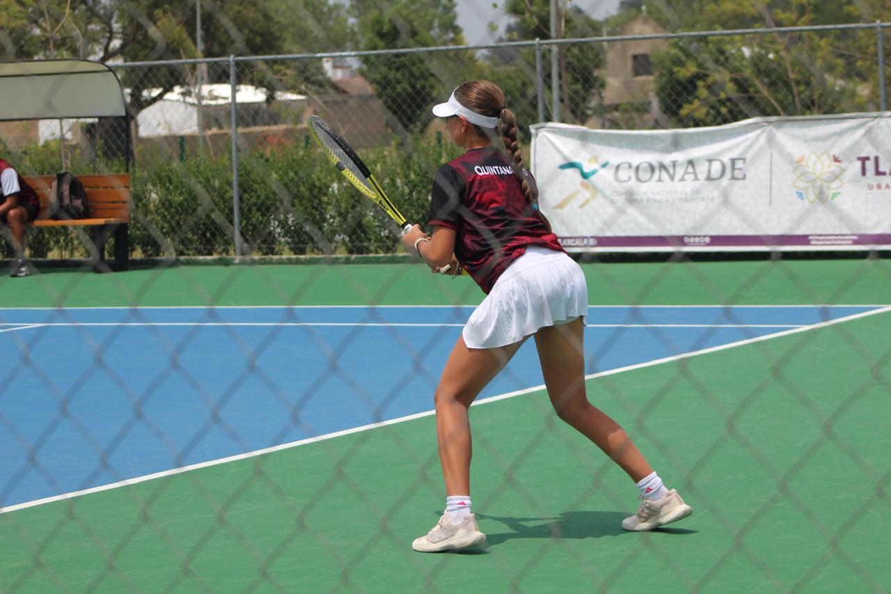 Tenistas y visitantes, satisfechos con macro regional de tenis en Huamantla