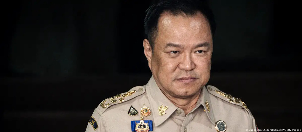 Primer ministro de Tailandia disuelve el Parlamento