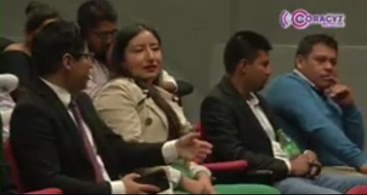 Madres y padres de familia enfrentan altos costos por graduaciones escolares