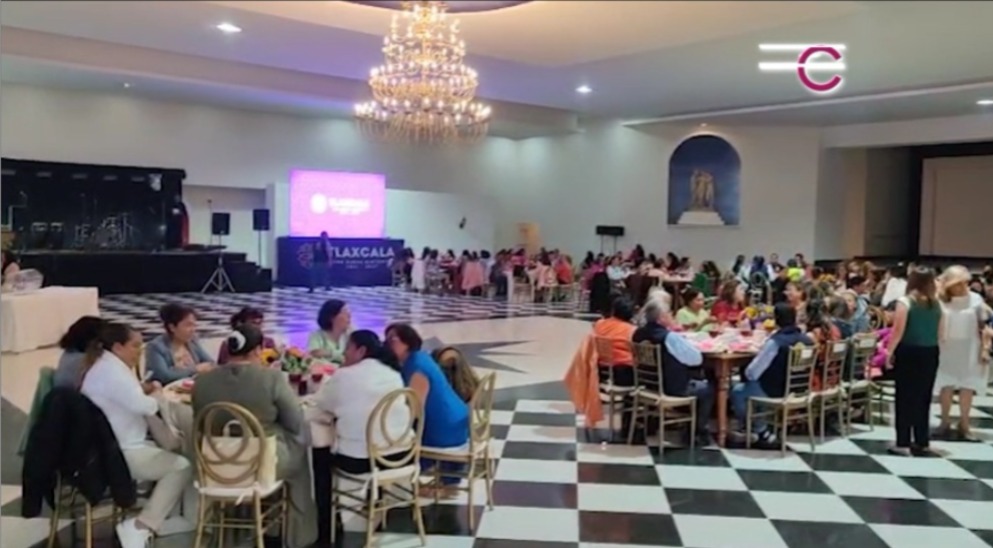 Reconocen a madres trabajadoras del Staicobat 