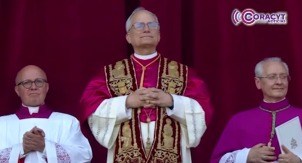 Fieles depositan su fe y esperanza en el Papa León XIV   